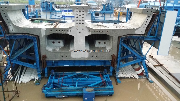 中铁二十三局上海轨道交通17号线变截面连续u型节段梁_u型梁模板_湖南