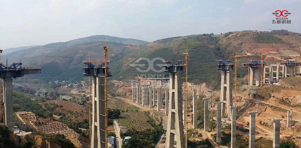 中铁四局五公司玉磨铁路